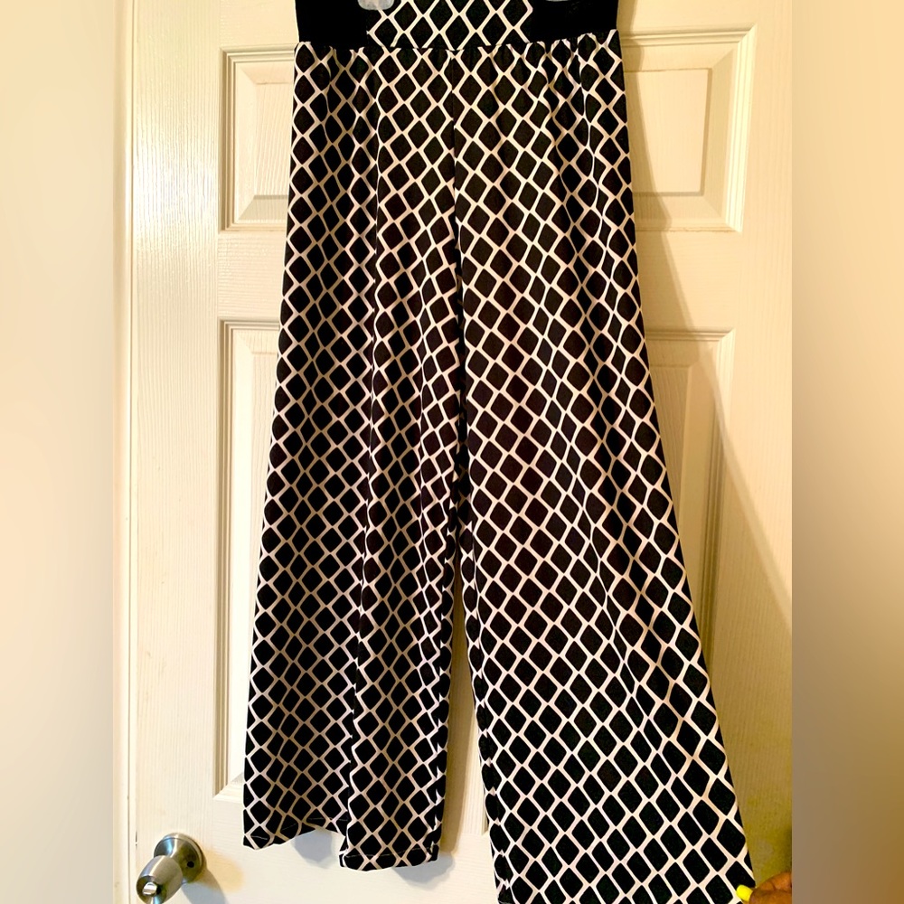 Wide Legs Pants